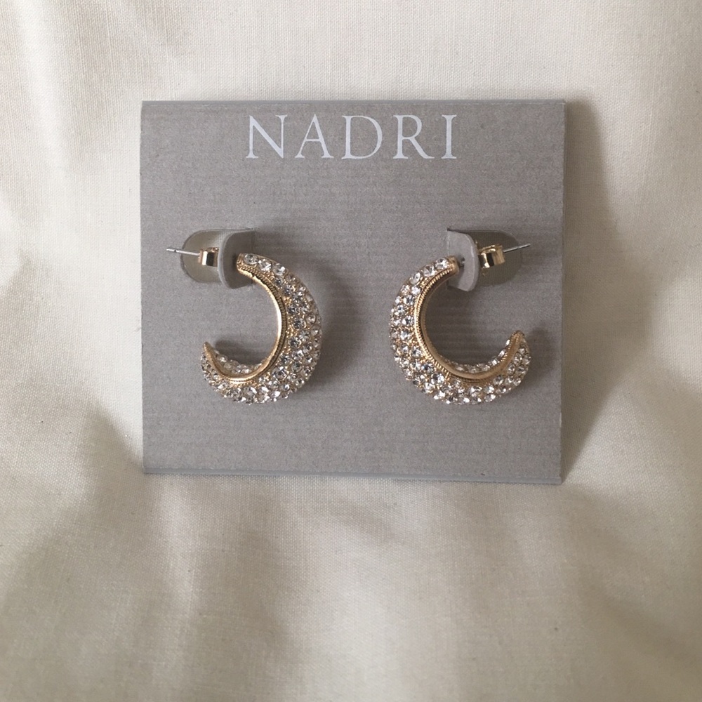Nadri gold tone earrings